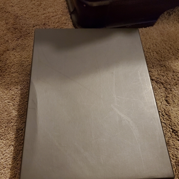 Shoes - Picture 13 of 14